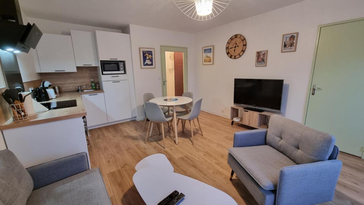 Studio Babylone - Parking & Wifi Chartres Esterno foto